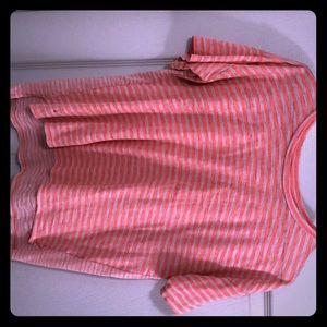 Old navy boyfriend T-shirt